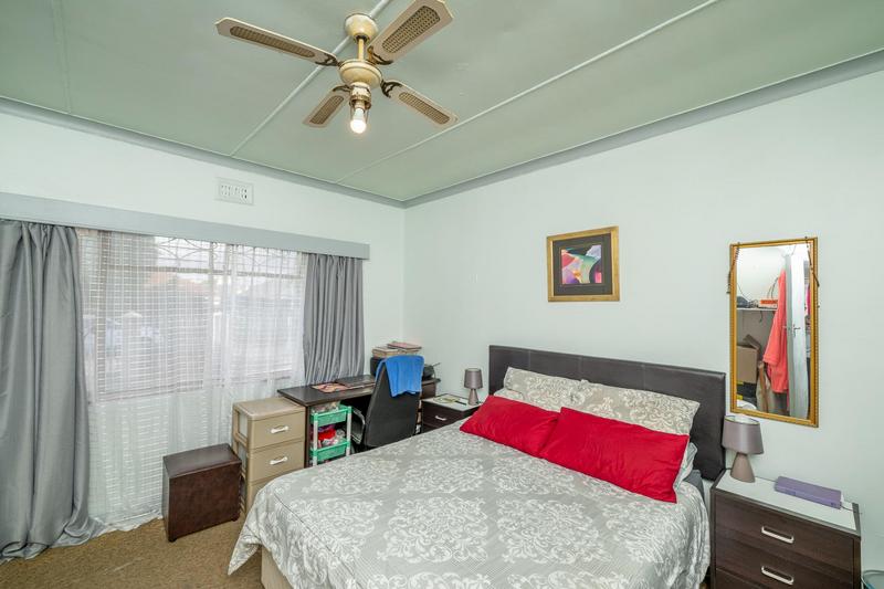 1 Bedroom Property for Sale in Parow Western Cape